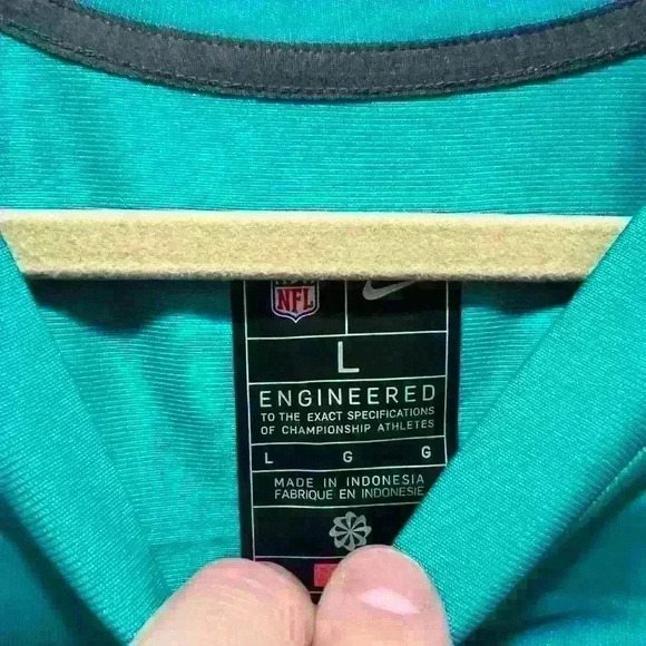 Nike Miami Dolphins Jaelan Phillips #15 Aqua Official NFL Player Game Jersey - Picture 9 of 10